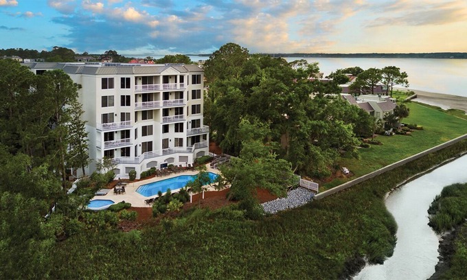 Harbour Town Resort | Hilton Head Beach and Golf for Columbus Day - 5-9 October!