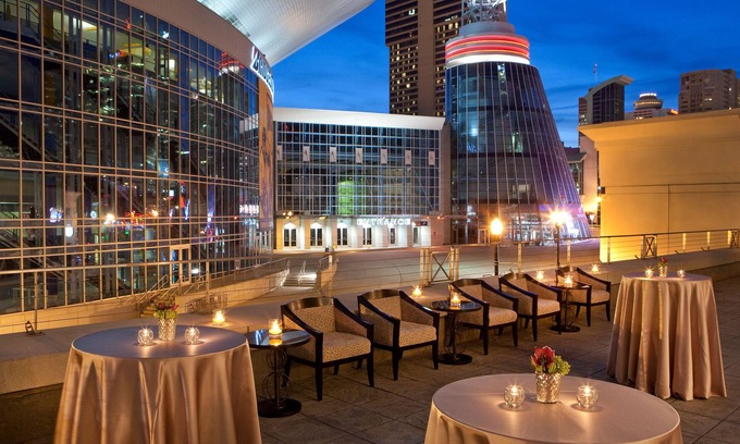 Downtown Nashville Hotel | Hilton Nashville Downtown