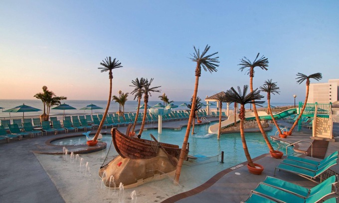 Midtown Ocean City Resort | Hilton Ocean City Oceanfront Suites