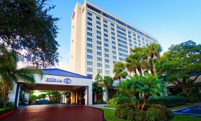 St. Petersburg Hotel | Hilton St. Petersburg Bayfront