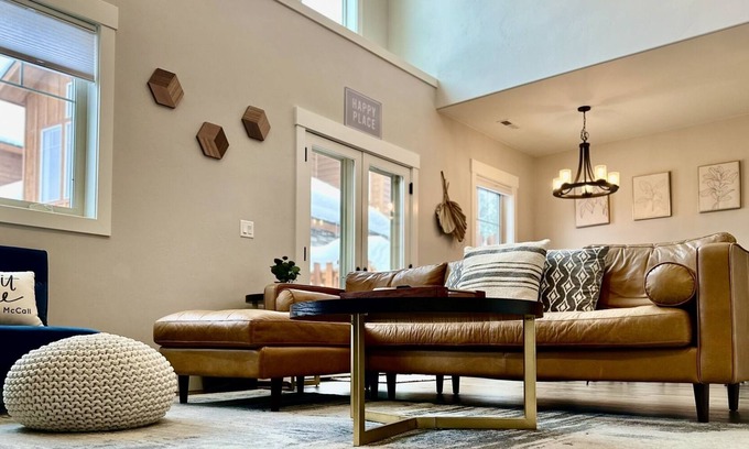 McCall Condo | Himmel on Blue Water Dog friendly, A/C unit, Close to town, Himmel on Blue Water Condo