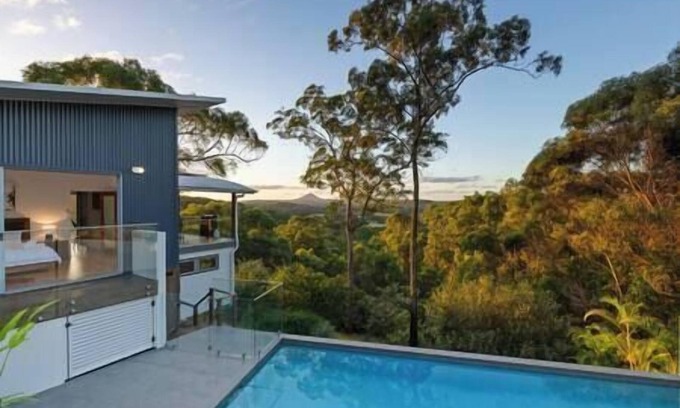 Yandina Creek House | Hinterland Dreamers Retreat ~ Pet Friendly