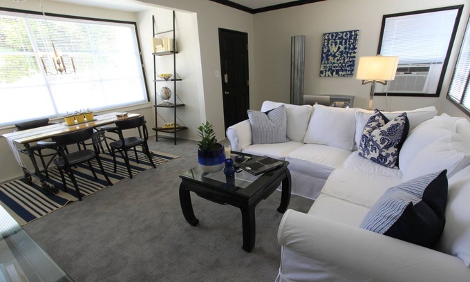 Altadena House | HIP CHARM & COMFORT IN ALTADENA 1985