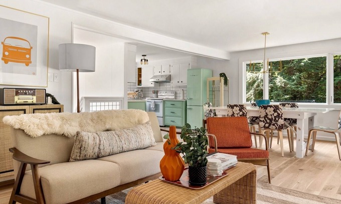 Becket House | Hip Renovated Mid Century 4 Bedroom on Long Bow Lake