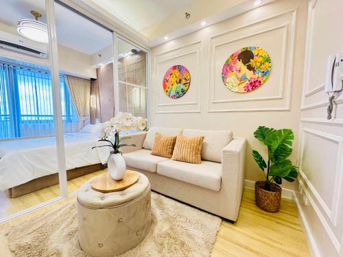 San Antonio Apartment | Hiraya Manawari Suite at Air Residences