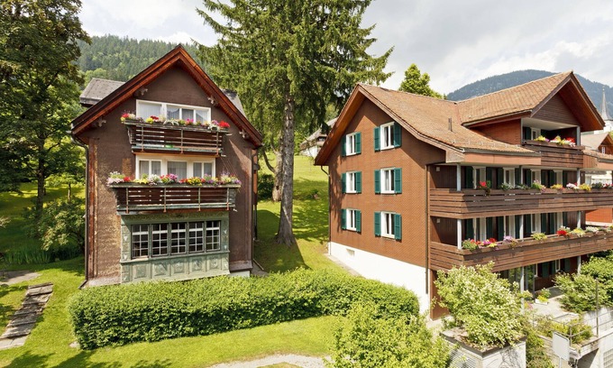 Wildhaus Hotel | Hirschen Guesthouse - Village Hotel