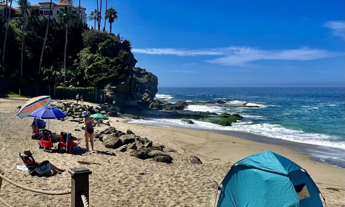 Diamond Crestview Cottage | Historic beach cottage in beautiful Laguna Beach