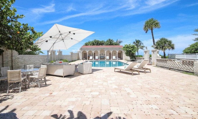 Florida Gulf Coast Villa | Historic Beachfront Get Away