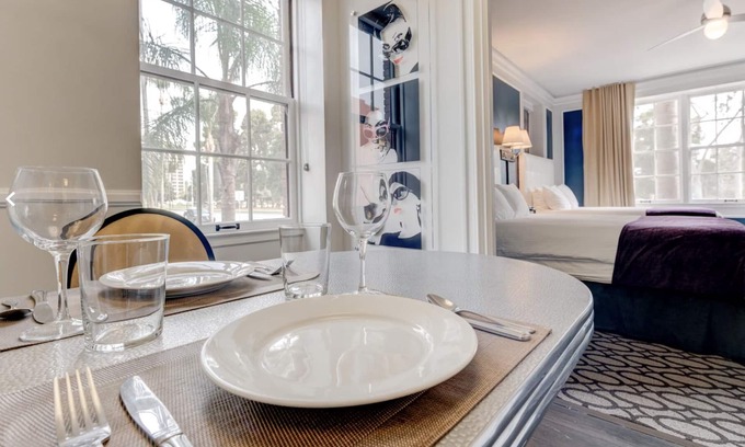 Park West Hotel | Historic boutique resort Downtown San Diego