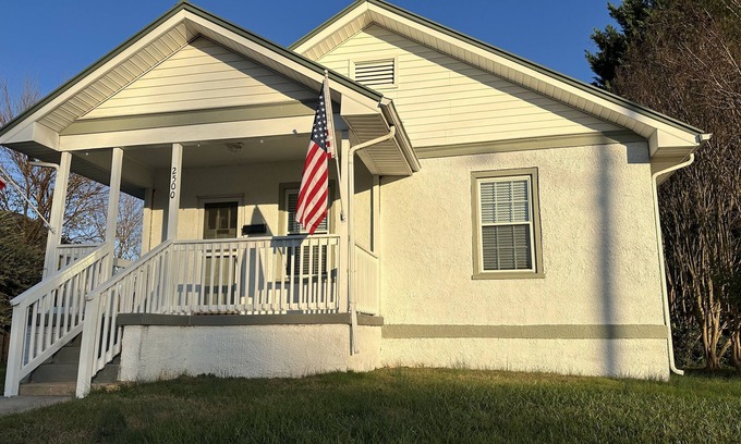Greensboro House | Historic Bungalow Close to Everything!