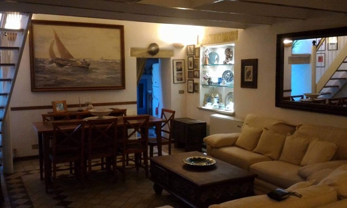 Otranto Historic Centre Apartment | Historic center: apartment in an ancient 19th century house with a terrace overlooking the sea