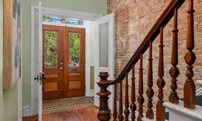 Parkside Apartment | Historic Charm at 236 - Elegant West End Retreat