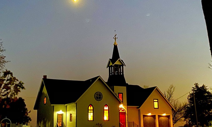 Council Hill House | Historic Church Renovated with all modern amenities! 5 Star Ratings!