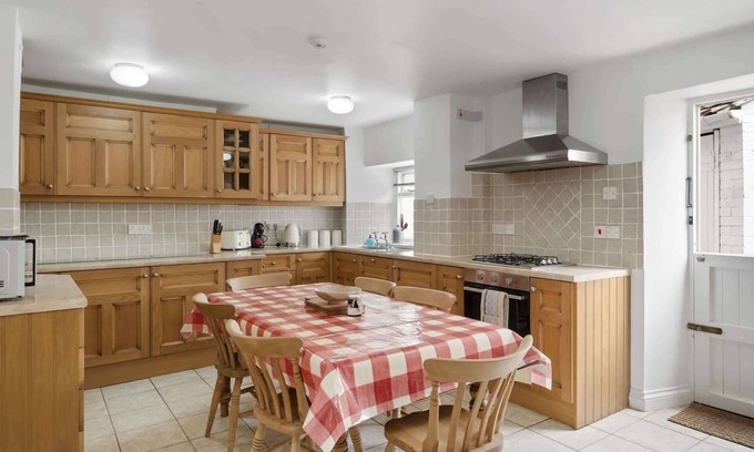 Nether Stowey House | Historic Cottage & Garden nr Quantock Hills