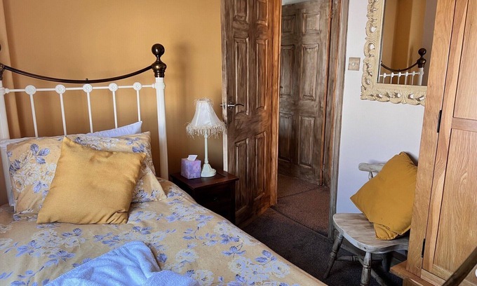 Heysham Cottage | Historic Countryside Cottage - Sleeps 3 & Pets Ok