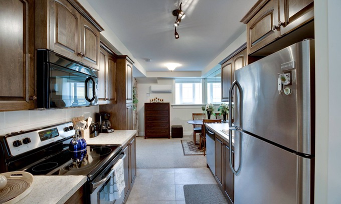 South Lethbridge Apartment | Historic cozy suite
