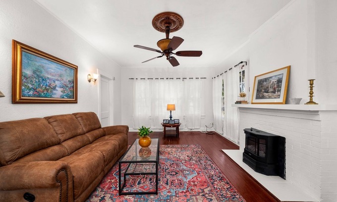 Sebring House | Historic Downtown Sebring 3 Bdrm + 2 Bath + Office