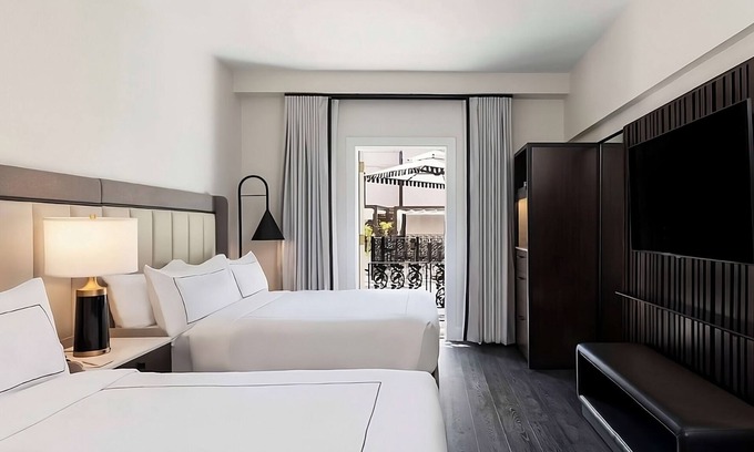Charleston Historic District Hotel | Historic Elegance Meets Modern Comfort in Charleston! Pets Allowed, Outdoor Pool