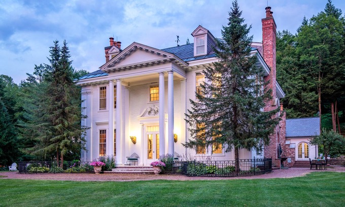 Stowe House | Historic Estate in Stowe - short walk to the town!