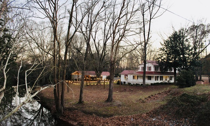 Hardwick Other | Historic Farmhouse minutes from downtown Milledgeville