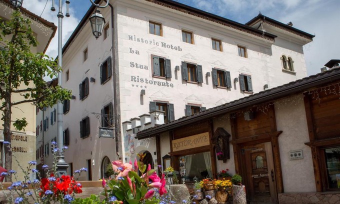 Cavalese Hotel | Historic Hotel Ristorante La Stua