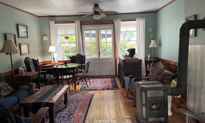 Stockholm Cottage | Historic House in Stockholm, Wisconsin