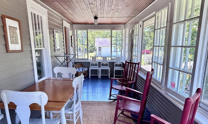 Geneva-on-the-Lake House | Historic Lake Erie Summer Home- Gorgeous One of a Kind Property with Lake Views