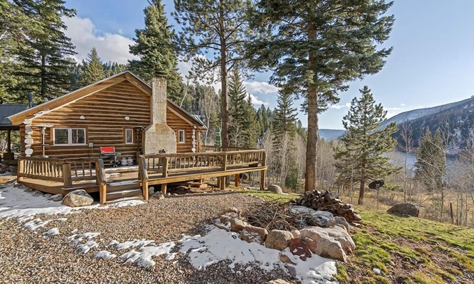 Durango - Purgatory House | Historic Log Cabin, Incredible Lake Views, Pet Friendly!