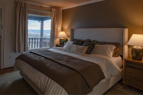 Chattanooga Hotel | Historic Riverview Inn Eight