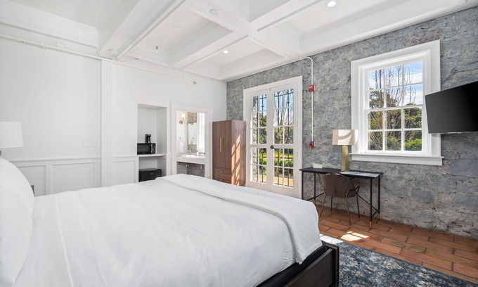 Santa Rosa Apartment | Historic Santa Rosa Guest Retreat Near Downtown!
