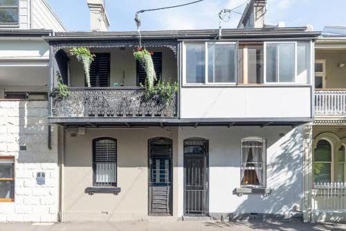 Darlinghurst House | Historic Terrace from 1877 Kings Cross