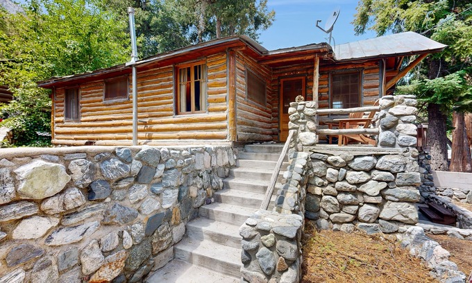 Forest Falls Cabin | Historic Van Horn Log Cabin, rustic retreat with WiFi, close to hiking trails