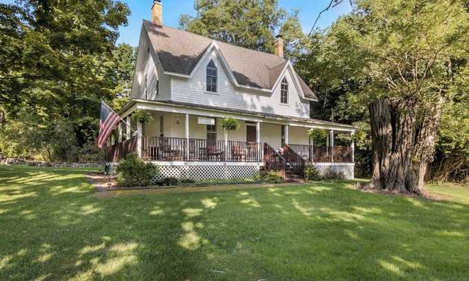 Clam River House | Historic Victorian Farmhouse