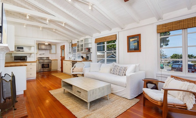 Laguna Beach Cottage | Historical Cottage in Laguna Beach