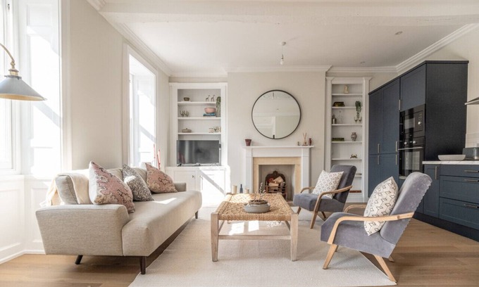 Chipping Norton Apartment | Hitchmans Mews - Stunning 2BD in Central Chipping Norton