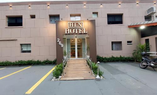 Santana Hotel | HLN Hotel - Expo - Anhembi