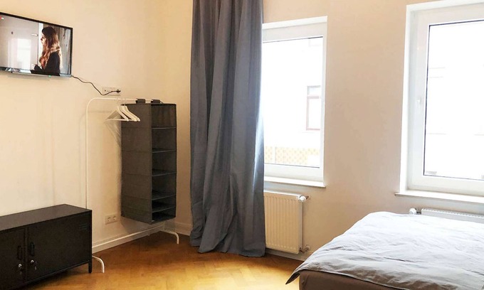 Bad Homburg v.d. Hoehe Apartment | HÖ01 large apartment with dryer and washing machine