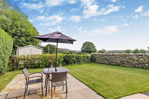 Longnor House | Hobcroft Cottage