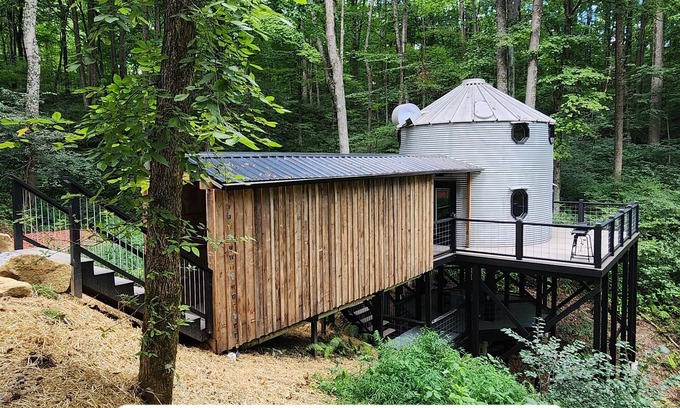 Rockbridge Cabin | Hocking Hills - Rustic Charm Retreat