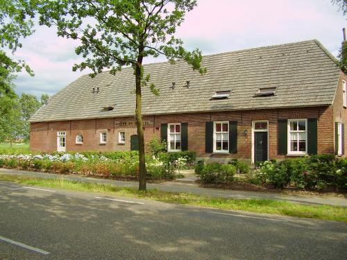 Biezenmortel Hotel | Hoeve de Mertel