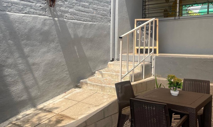 Santa Ana Bed & Breakfast | Hoff Hostel and Restaurant