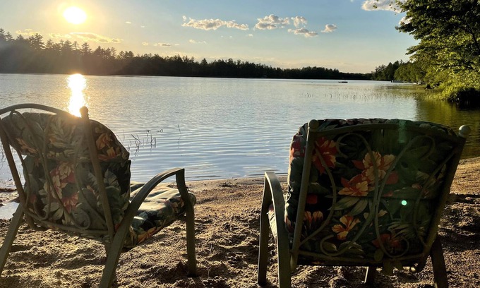 Oxford House | Hogan Pond Chalet