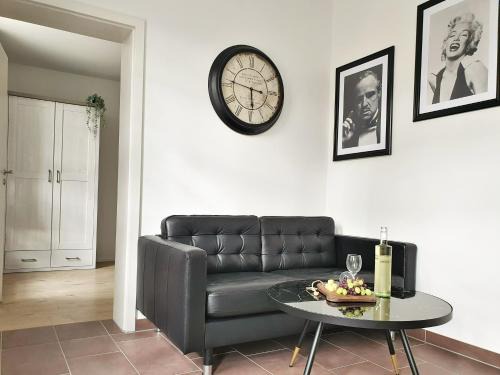 Brandenburg an der Havel Apartment | Hogulu - 2- RAUM - App 2