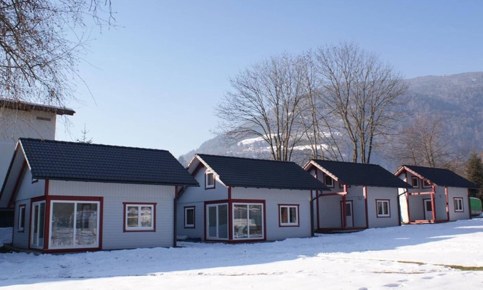 Bodensdorf House | Holiday Home in Bodensdorf by Lake Ossiach