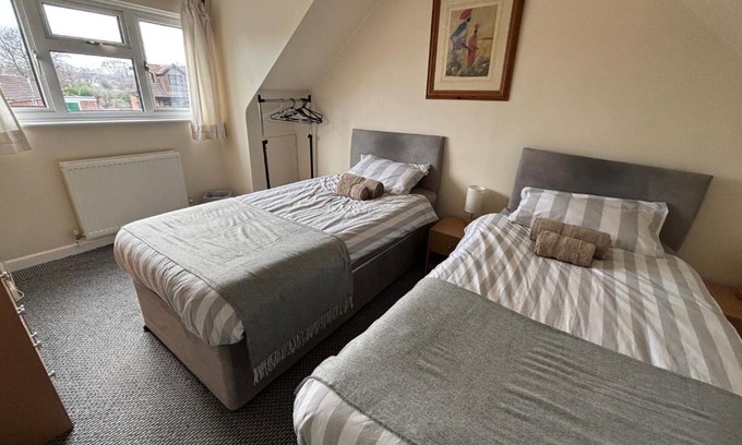 New Forest District Bed & Breakfast | Holbury B&B