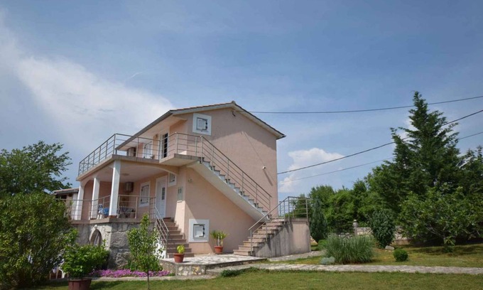 Sveti Ivan Dobrinjski Apartment | Holiday apartment with balcony
