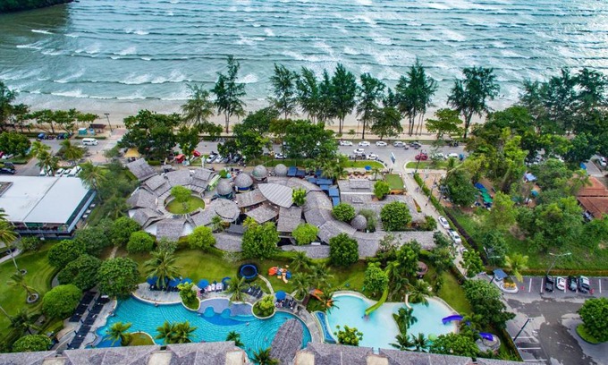 Ao Nang Hotel | Holiday Ao Nang Beach Resort, Krabi