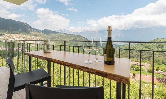 Voiandes Apartment | Holiday Apartment Casa Federico Valle with Mountain View, Wi-Fi, Garden & Balcony; Parking Available