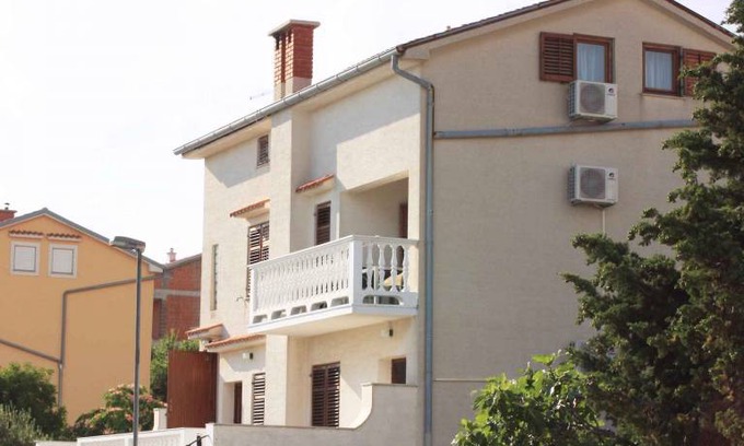 Povile Apartment | Holiday apartment 70 m from the sea