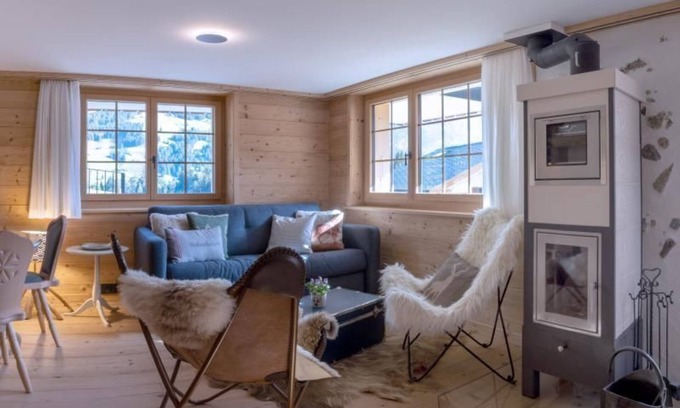 Adelboden Ski Chalet | Holiday apartment Adelboden for 1 - 5 persons with 2 bedrooms - Chalet